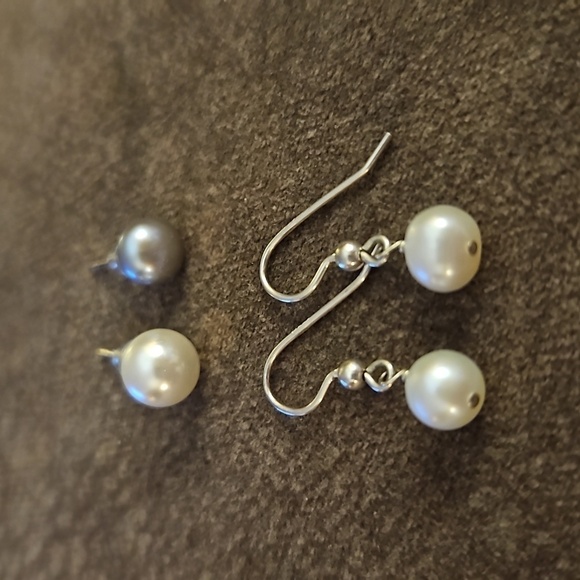 Set of Sterling Silver Pearl Earrings - Picture 2 of 6